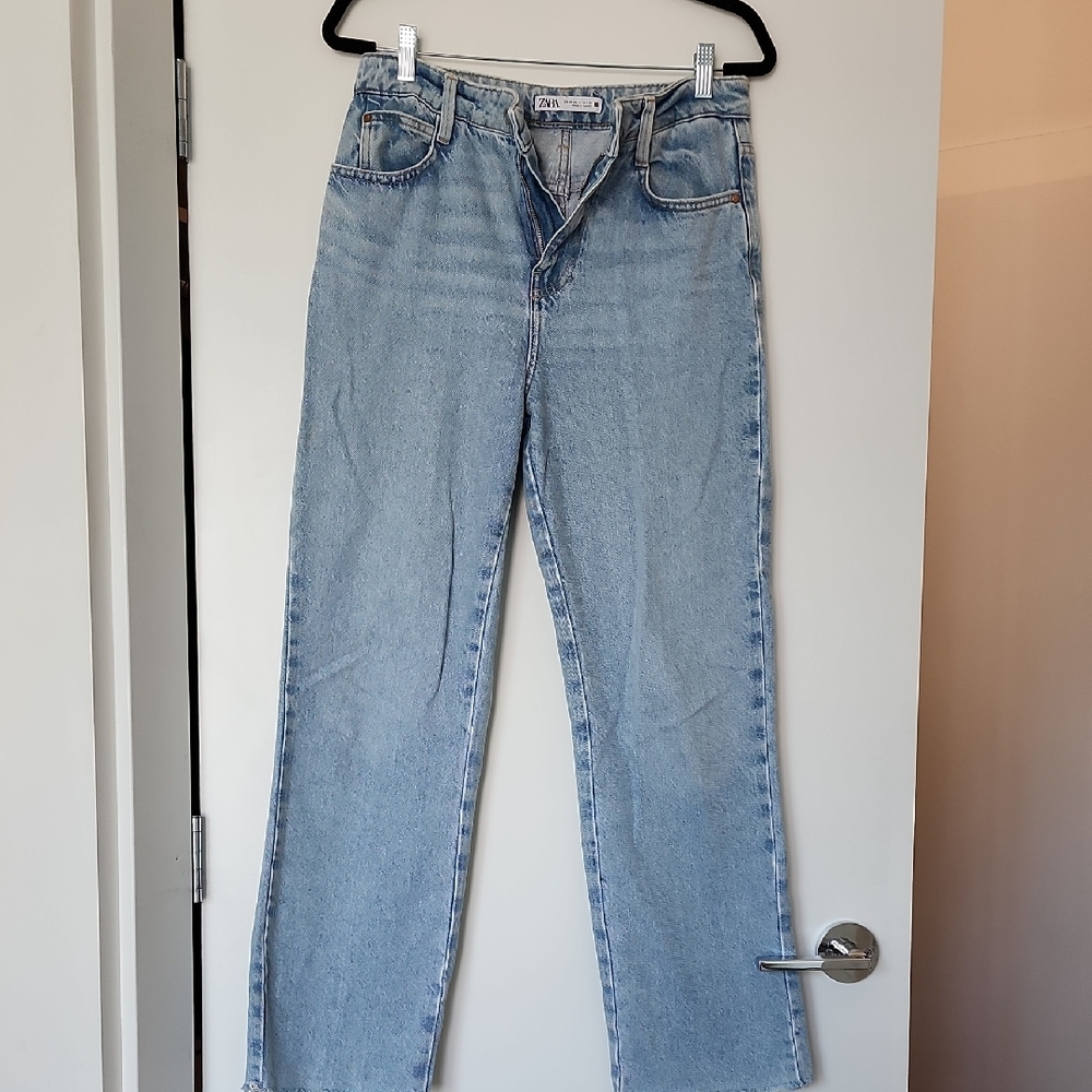 Zara Relaxed Fit Blue Denim Jeans